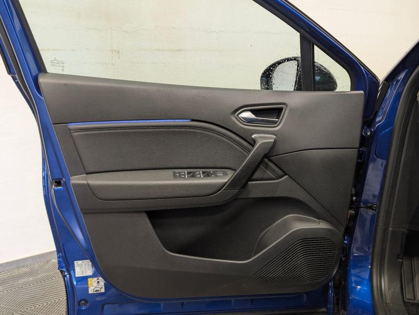 RENAULT CAPTUR 2023 - Photo n°11