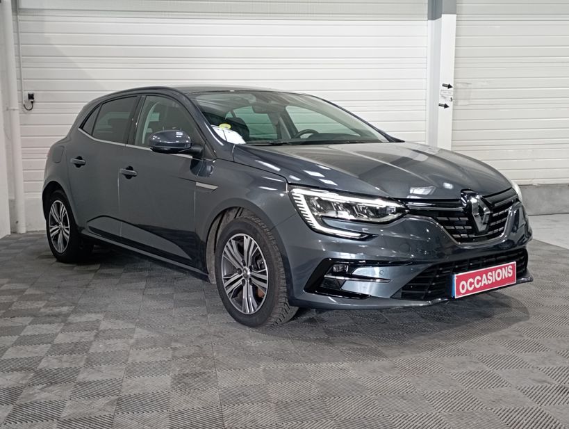 RENAULT MEGANE IV BERLINE 2021 - Photo n°3